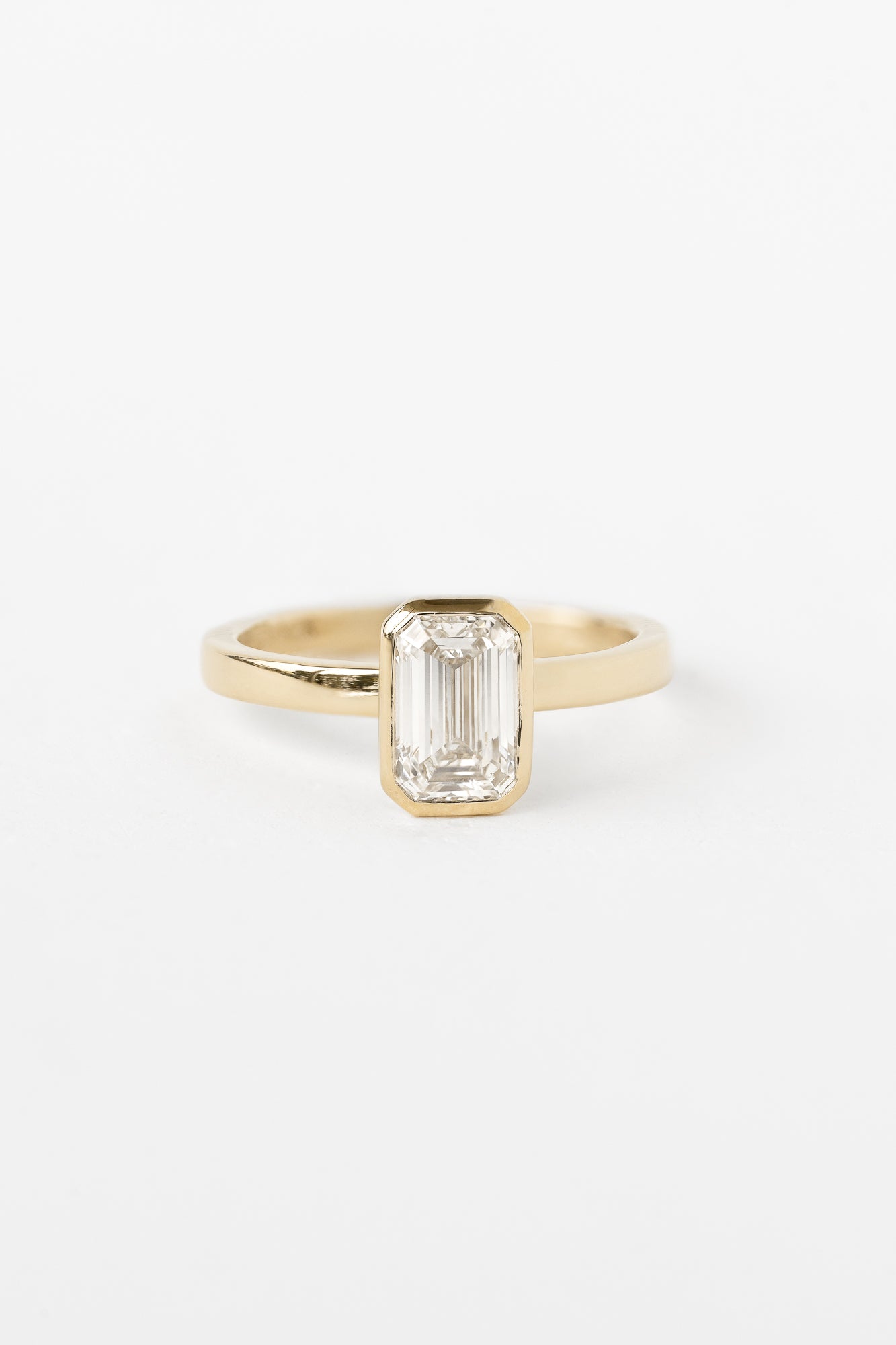 Emerald Cut Engagement Rings