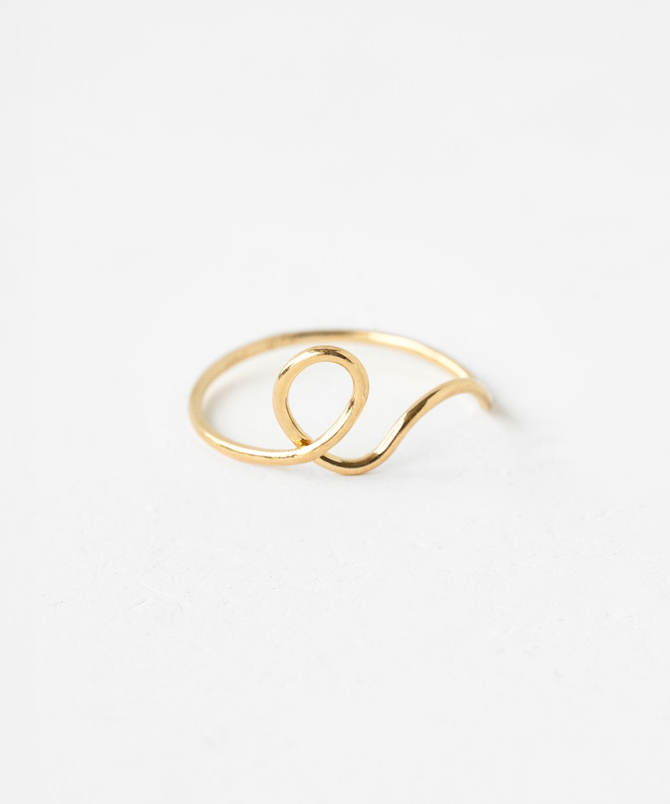 Elegant vermeil calligraphy ring with gold finish