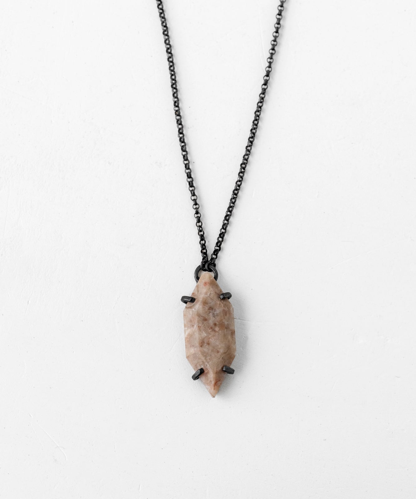 Oxidized vertical necklace on delicate chain