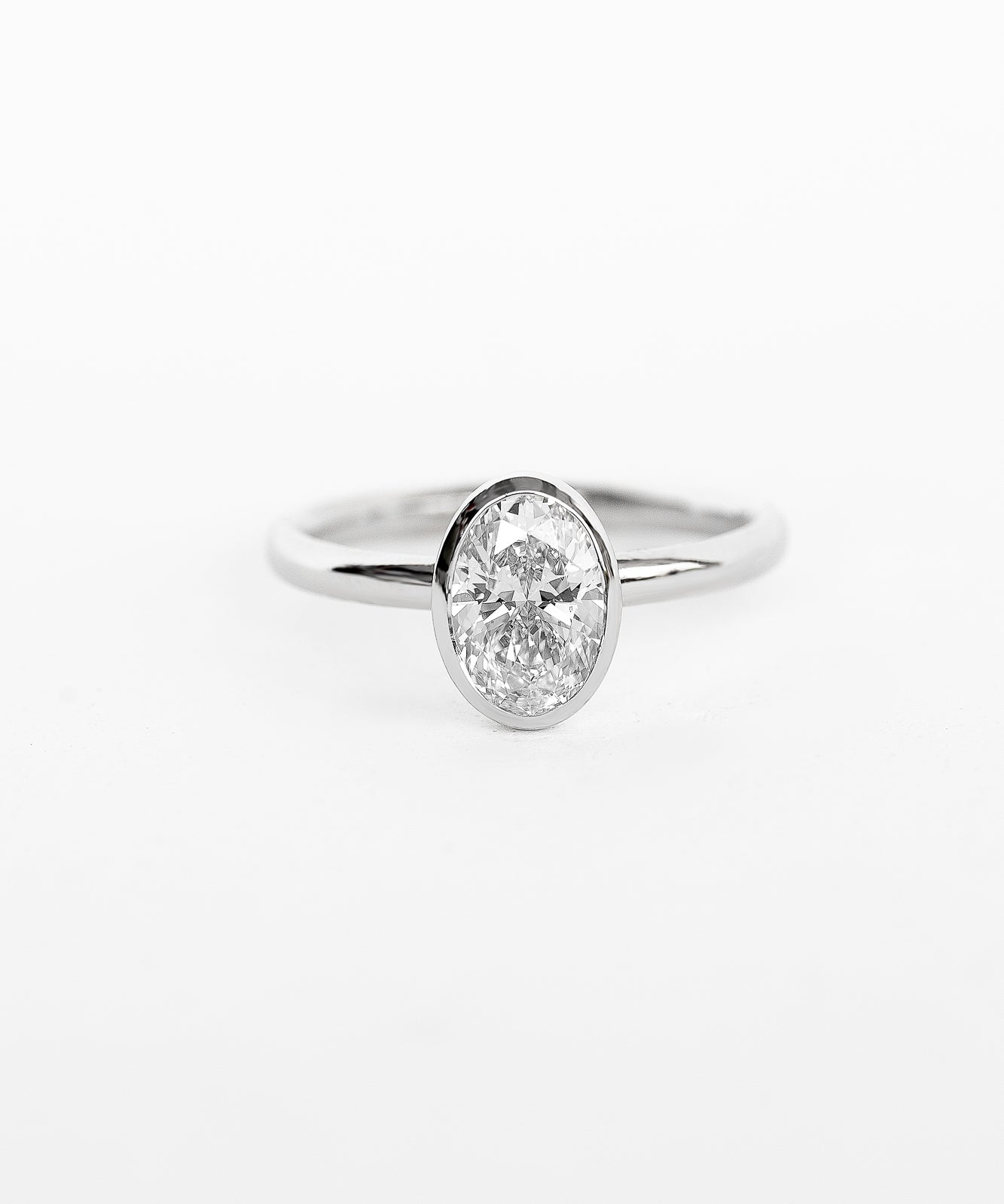 Oval Aura Ring with Lab Diamond