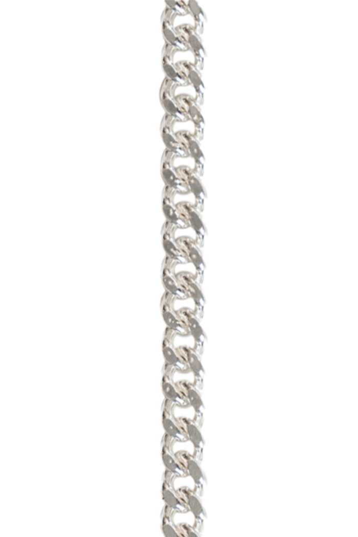 A sterling silver chain with flat curb links, measuring 2.9mm in width.