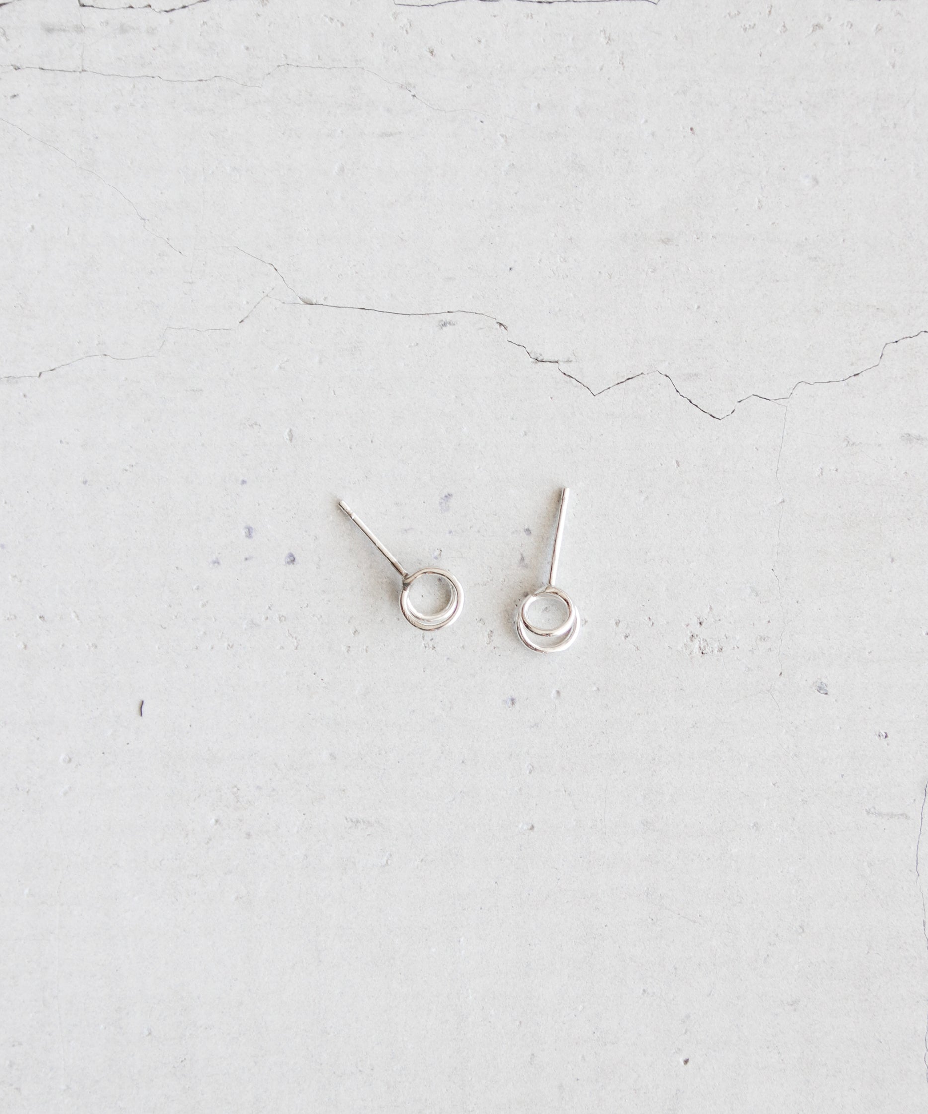 Concentric Studs