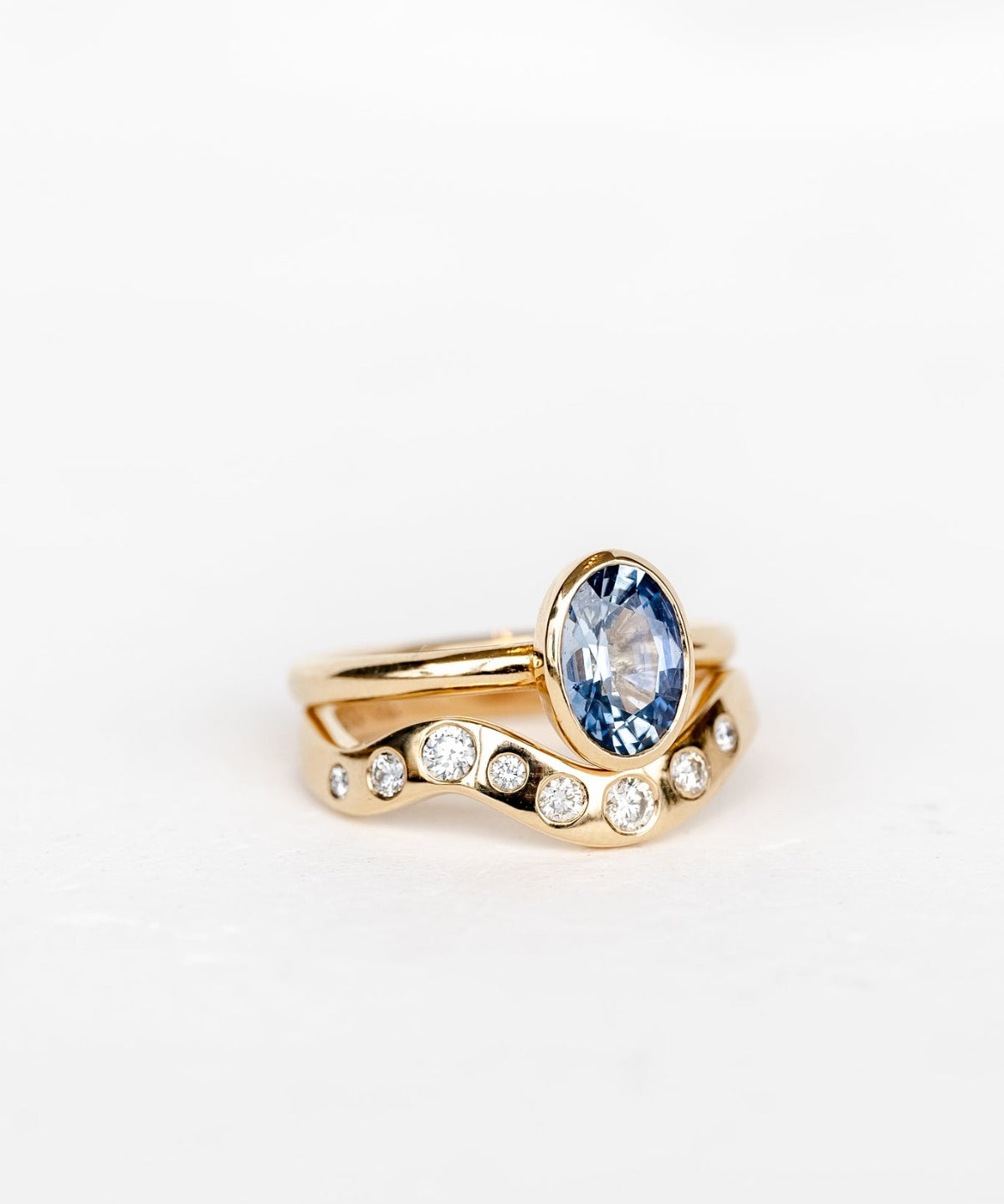 Aura Squiggle Ring