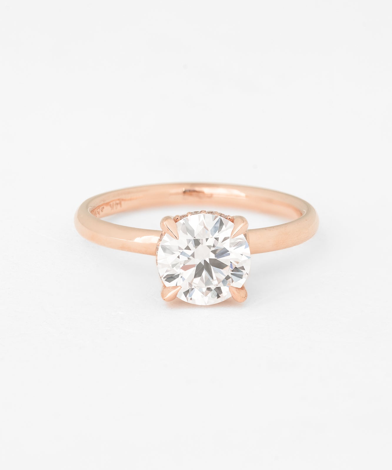 Round Venus Ring with Lab Diamond