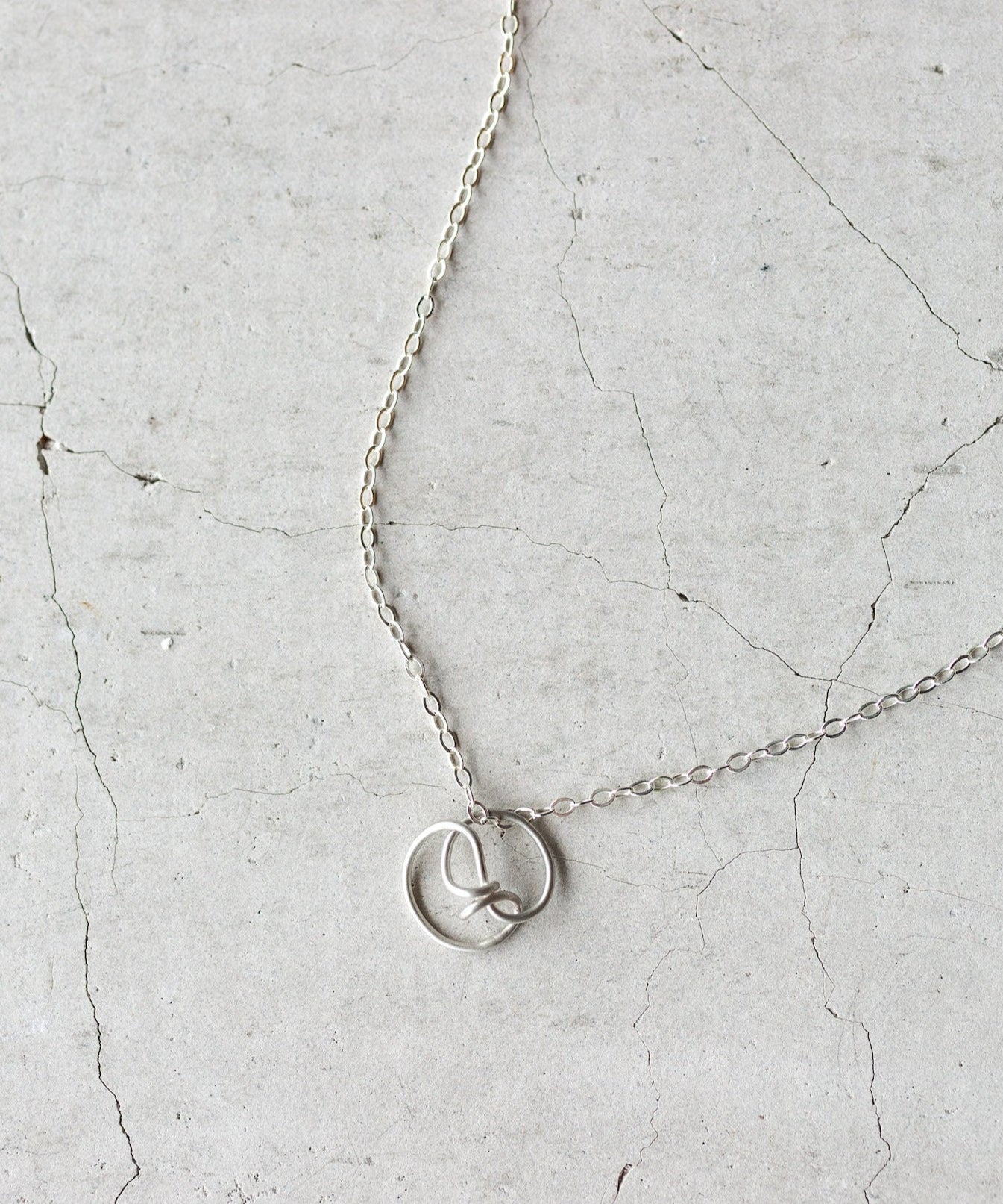 Elegant sterling silver personalized name necklace