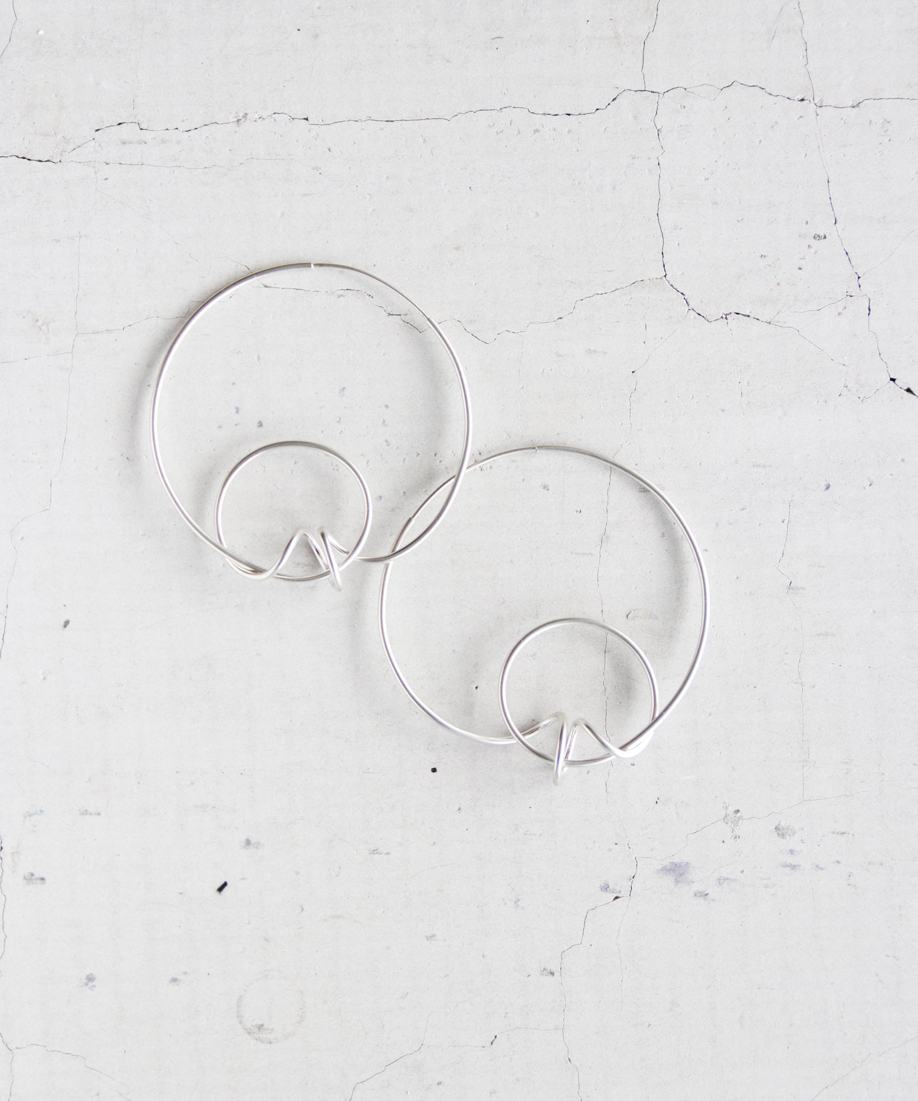 Elegant textured gold hoop earrings